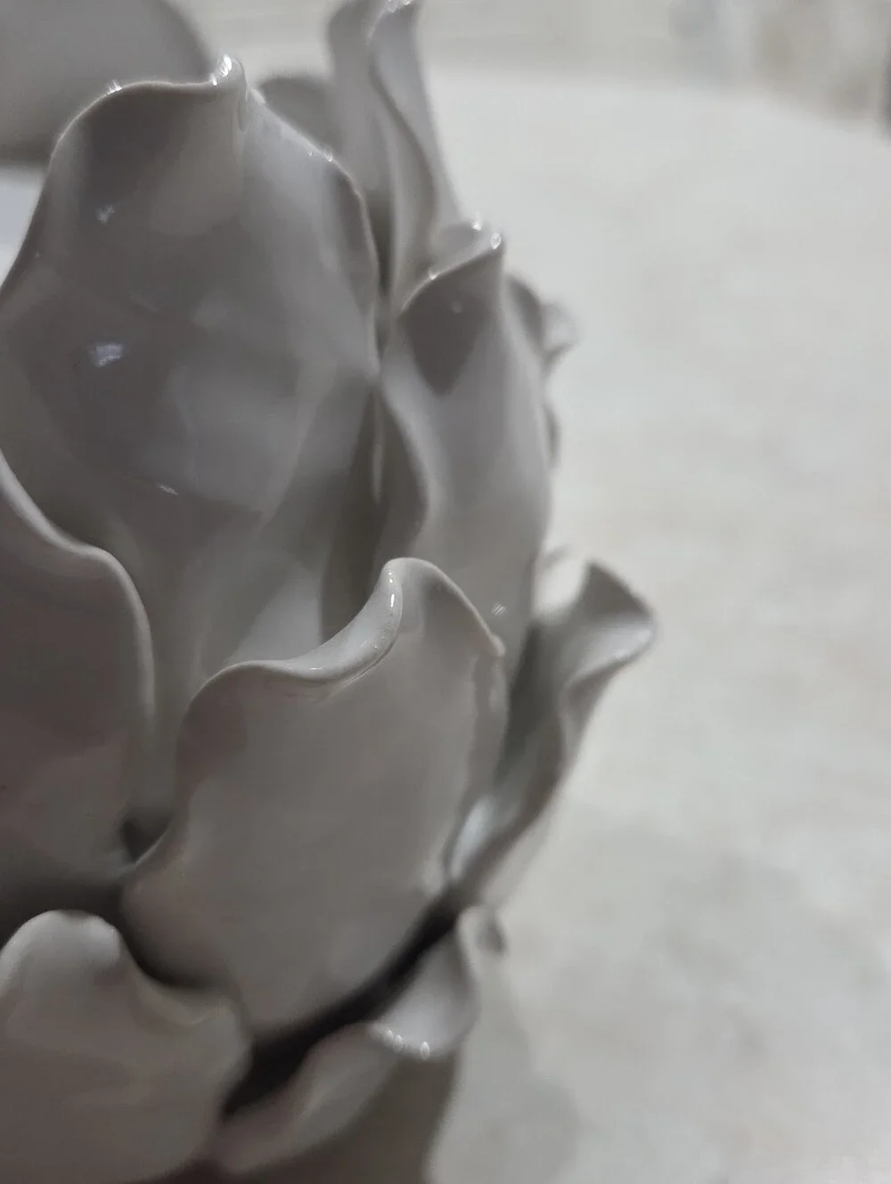 ceramic artichoke-shaped tea light holder candle holder